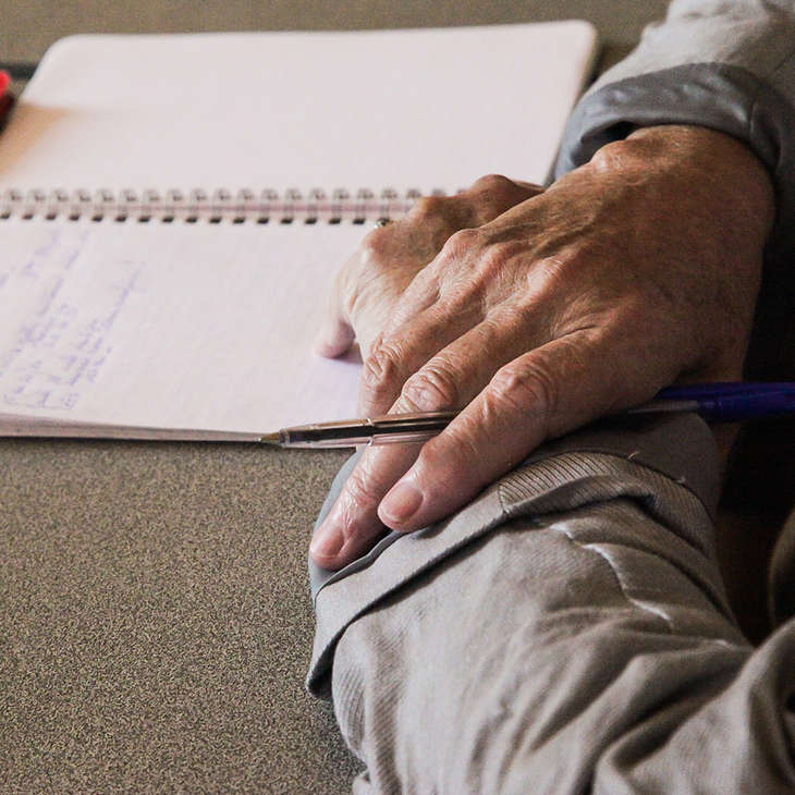 ATELIER D'ÉCRITURE "VIVRE AVEC LES MOTS