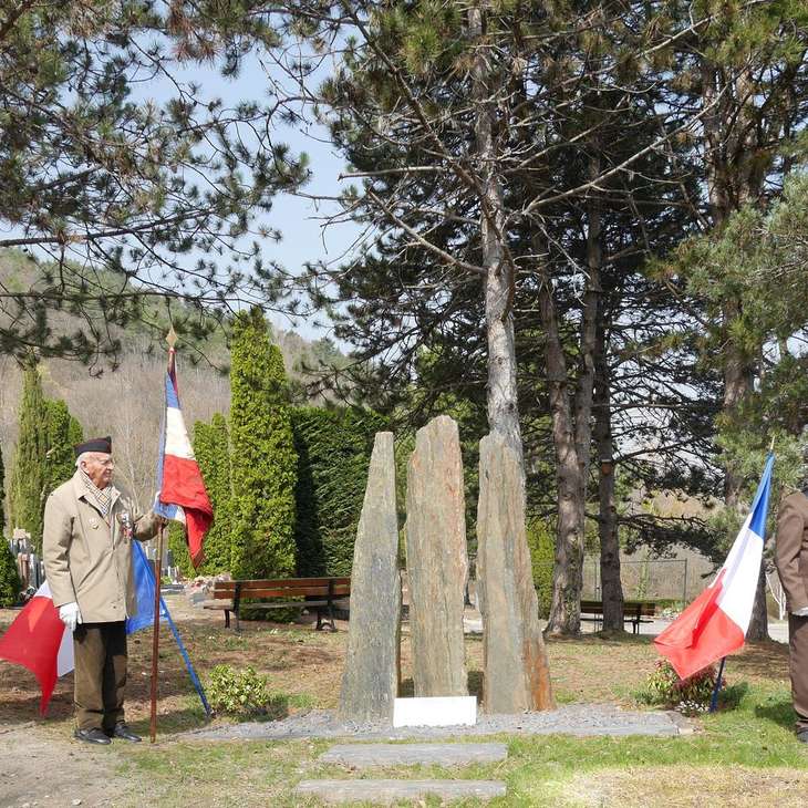 COMMÉMORATION